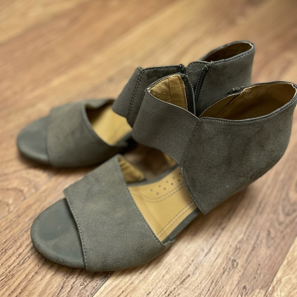 Grey sandal heels